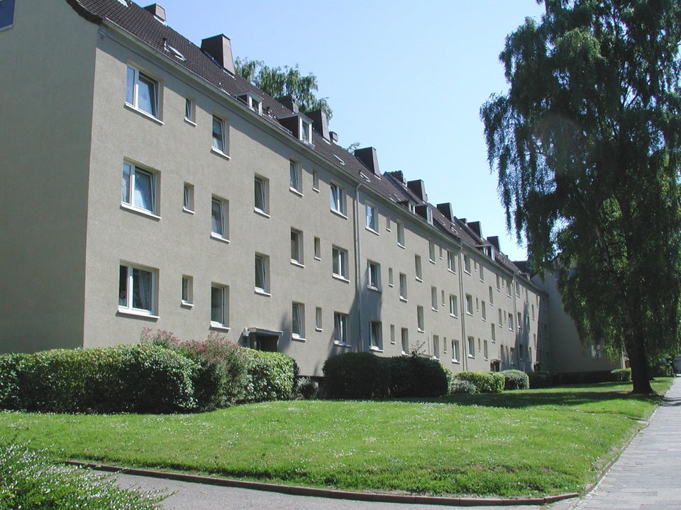Modernisierte und individuelle 2,5-Zimmer-Dachgeschosswohnung - Foto 2
