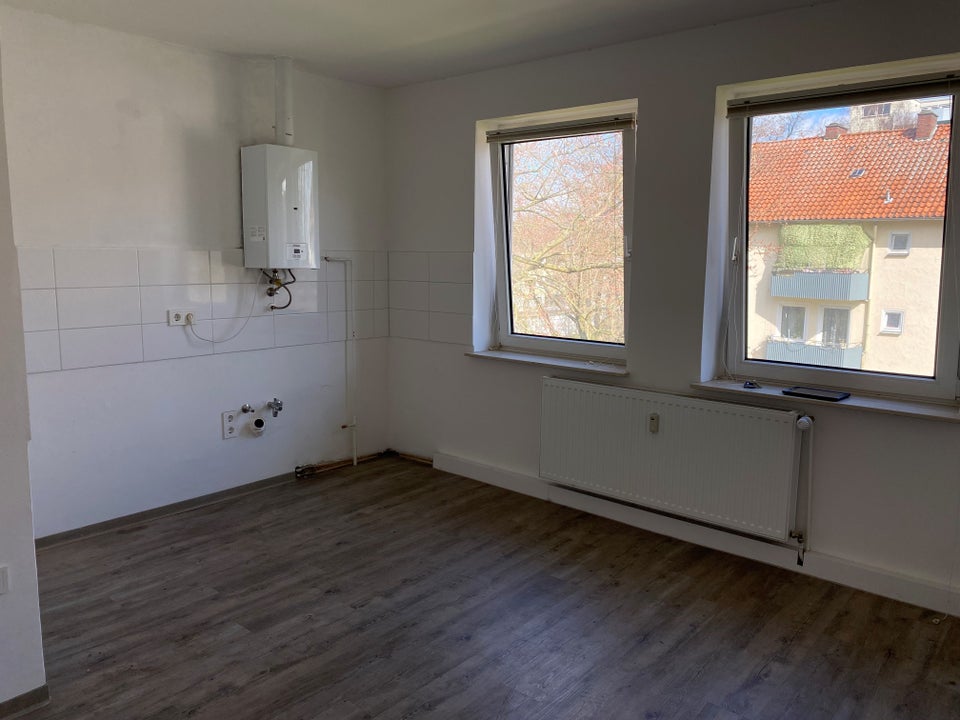 Renovierte 2-Zimmer-Wohnung mit Balkon - Foto 1
