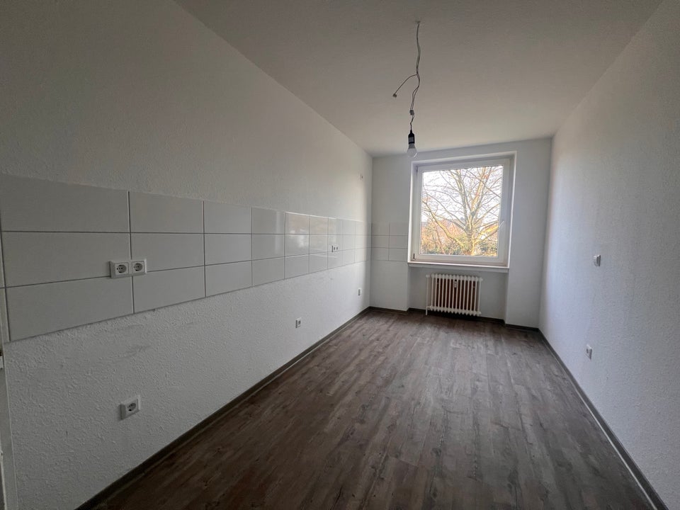 Renovierte 3-Raum-Wohnung frei! - Foto 3