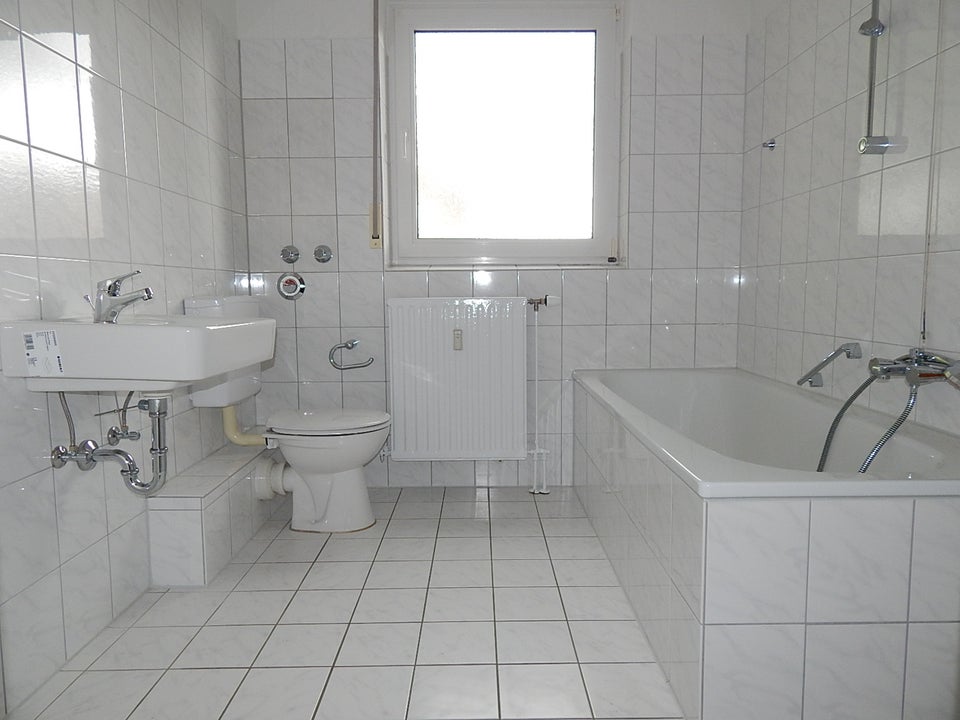 2-Raum Ergeschosswohnung mit Balkon - Foto 3