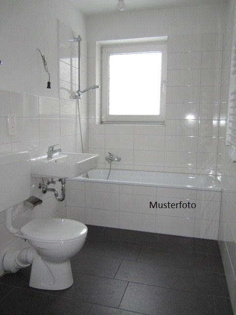 Jetzt zugreifen: 3-Zimmer-Stadtwohnung - Photo 5