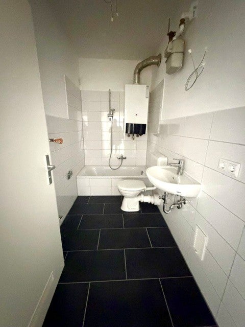 Mehr Platz für die Familie? Sanierte 3-Zimmer Wohnung - Photo 3