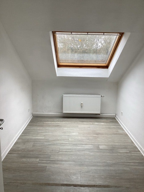 3-Zimmer-Dachgeschoss-Wohung im schönen Emscherblick! - Photo 3