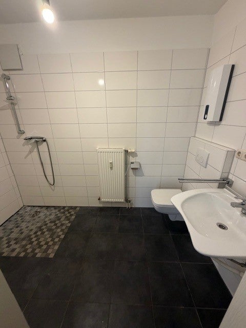 Barrierefre! 2-Zimmer-Wohnung in zentraler Lage! - Foto 2