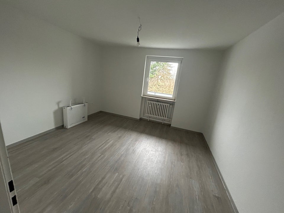 3-Zimmer-Wohnung komplett renoviert - Foto 2