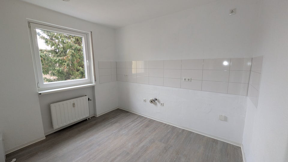 Große 3-Zimmer-Wohnung mit Wintergarten & Balkon - Photo 2