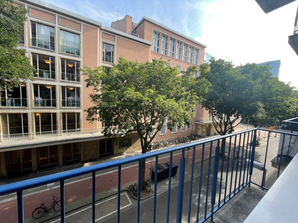 Ab dem sofort: 1-Zimmer-Wohnung in bester Lage, direkt an der Oper - Foto 3