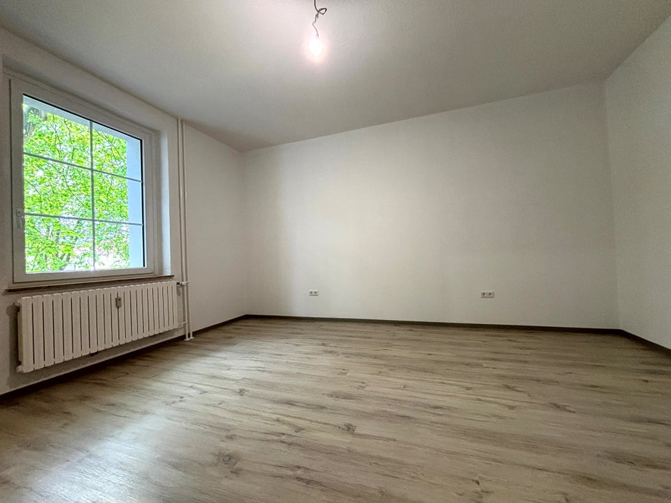 Wohnen in parkähnlicher Umgebung: großzügige 2-Zimmer-Wohnung mit besonderem Charme - Foto 5