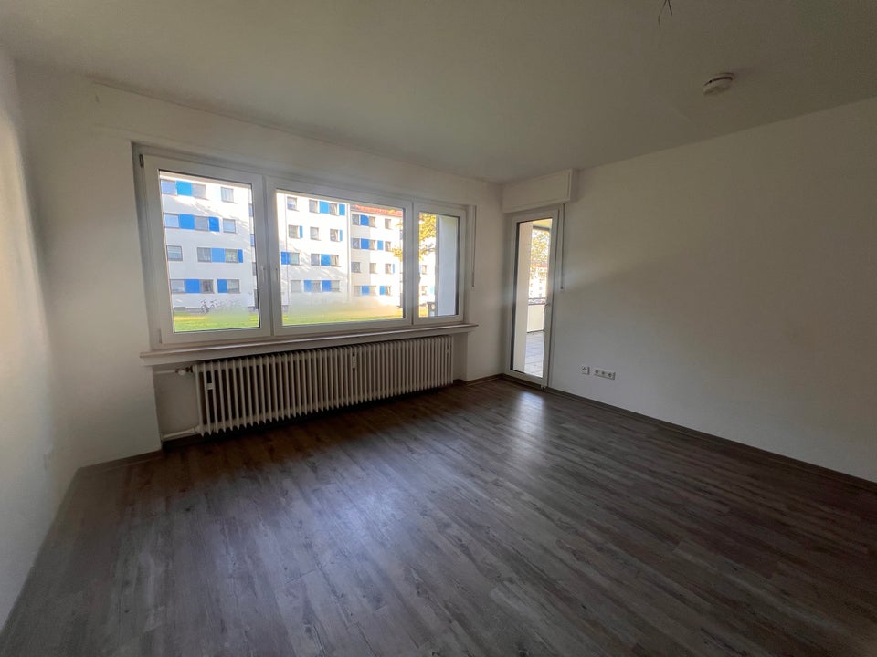 Tolle Wohnung im EG frei mit Balkon und bodengleicher Dusche - Foto 1