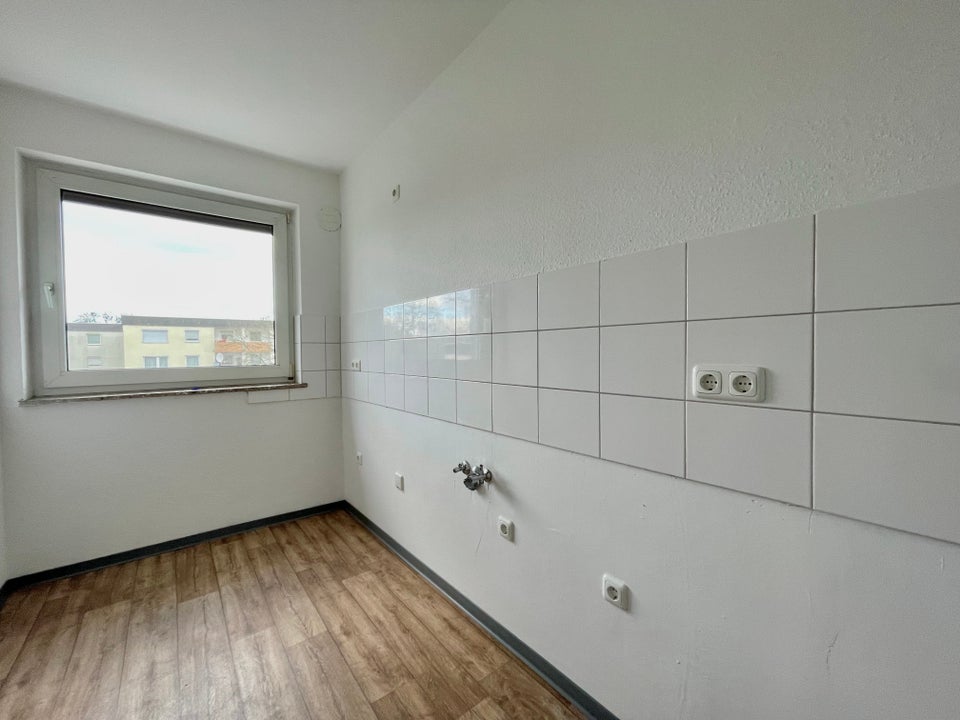 1-Zi.-Wohnung mit Balkon in LEV. Steinbüchel! - Foto 1