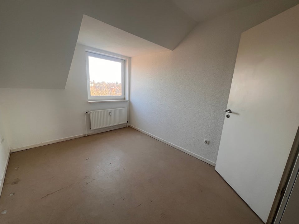 Schön geschnittene 3-Zimmer-Wohnung mit Balkon in Eversburg zu vergeben! - Foto 2