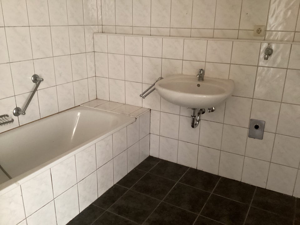Schöner Wohnen in dieser 4-Zimmer-Wohnung! - Foto 3