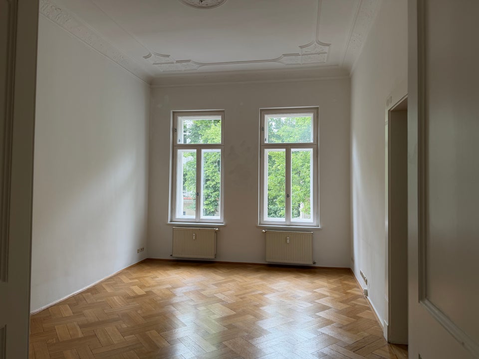 Leipzig Feuerbachstraße- 5 Zimmer Wohnung mit zwei Balkonen - Foto 2