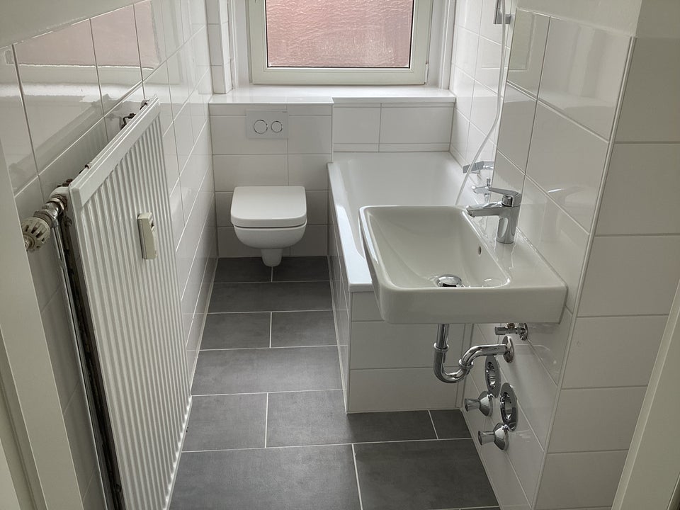 Gemütliche 1,5-Zimmer-Wohnung mit Tageslichtbad und Gemeinschaftsgarten - Foto 4