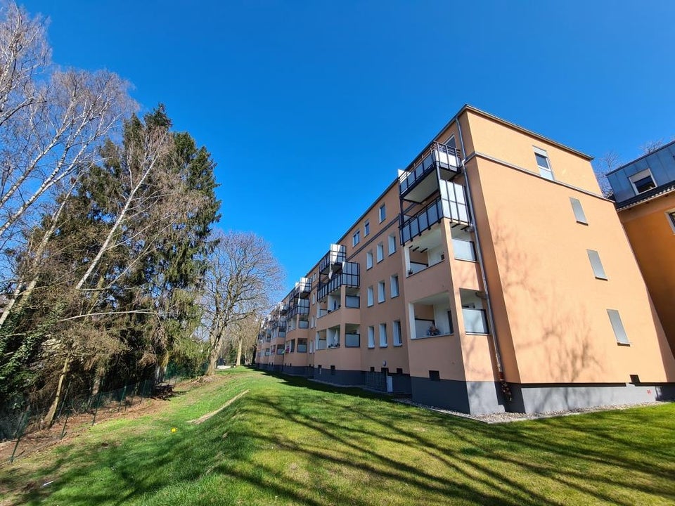 Ab 21.07: Sanierte Wohnung, bald mit eigenem Garten - Photo 2