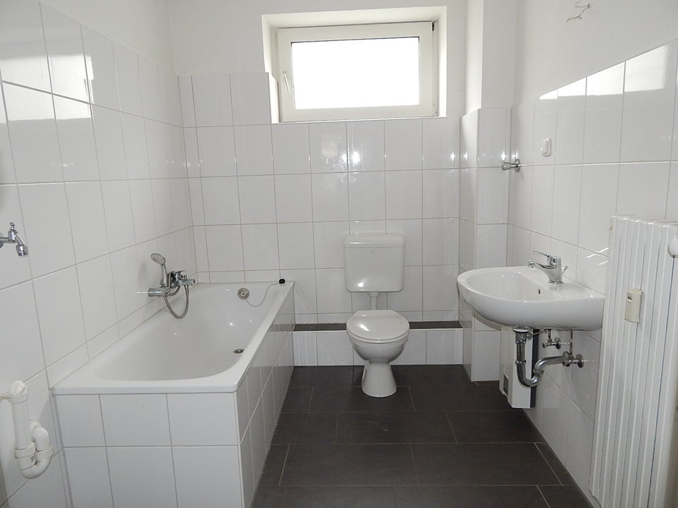 Ein tolles Wohngefühl: 2-Zimmer-Wohnung mit saniertem Wannenbad - Foto 2
