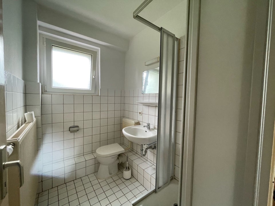 3-Zimmer-EG-Wohnung mit Balkon - Photo 2