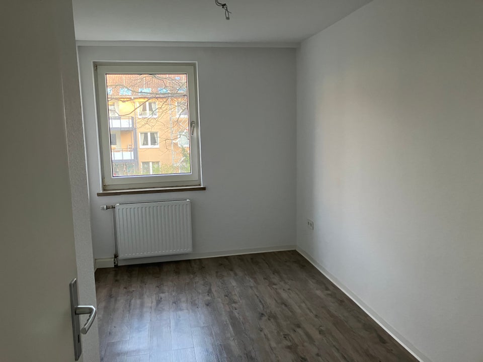Gut geschnittene 4-Zimmer-Wohnung im Quartier Silberborn - Photo 2