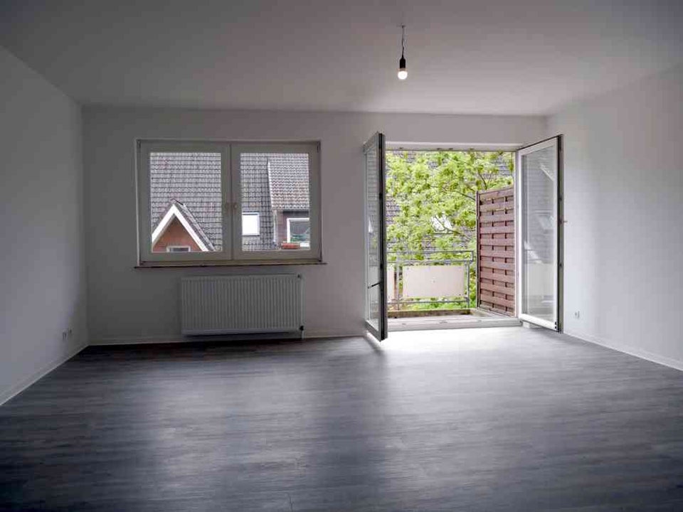 Nette Nachbarn gesucht: 3-Zimmer-Wohnung mit großem Balkon - Foto 1