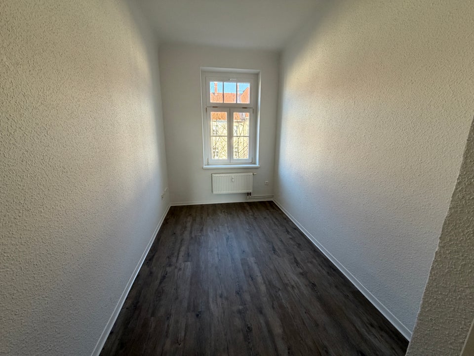 Diese schöne 3-Zimmer-Wohnung wurde komplett saniert - Foto 3