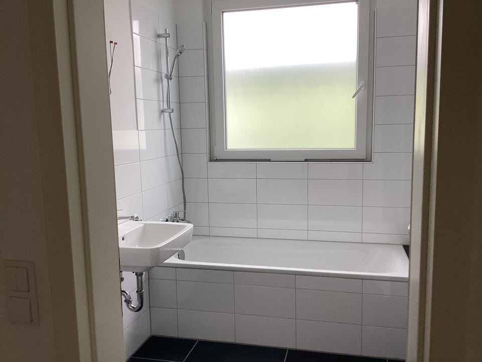 Die gefällt mir: ansprechende 3-Zi.-Whg. mit Balkon - Foto 2