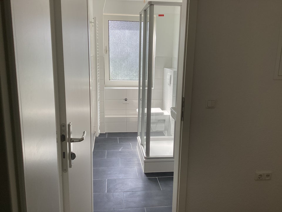 Individuelle 3-Zimmer-Wohnung mit Terrasse sucht Mieter - Photo 1