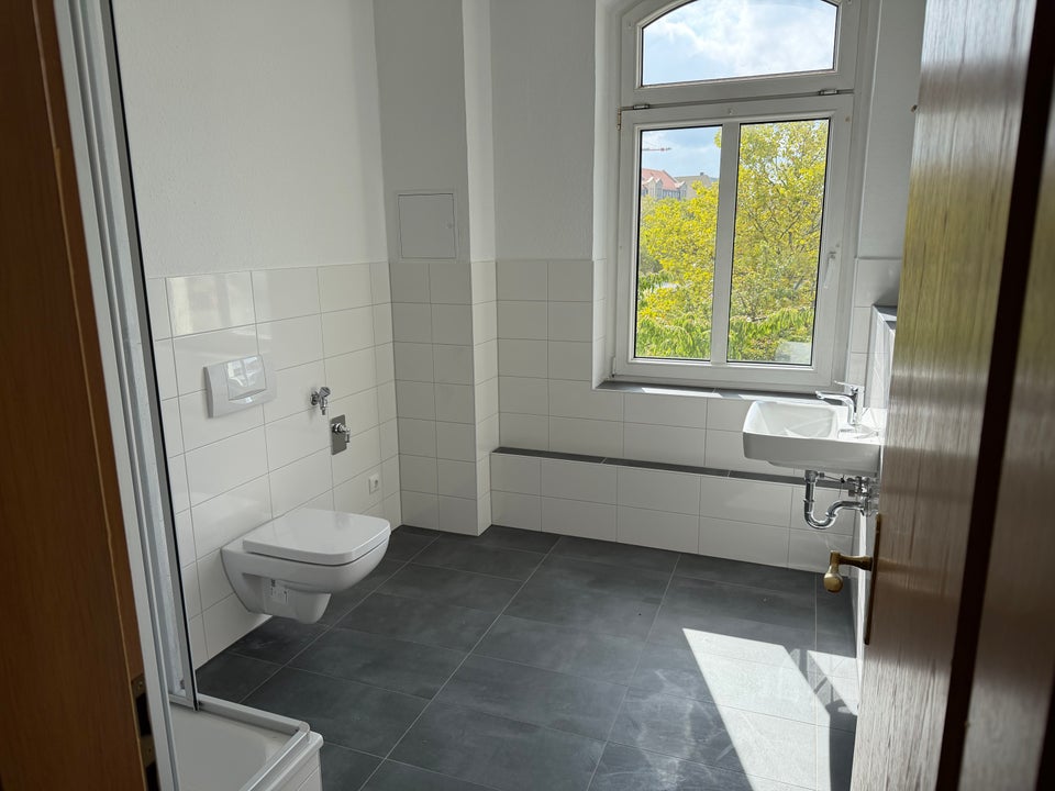 Großzügige zwei Zimmer Wohnung in Leipzig Nähe Zentrum- ein Monat Kaltmietfrei! - Photo 3