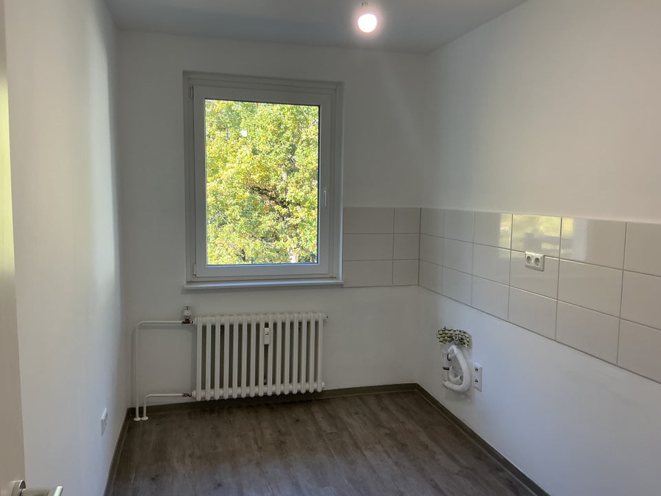 Mitten drin statt nur dabei: ansprechende 2-Zimmer-Wohnung - Foto 4