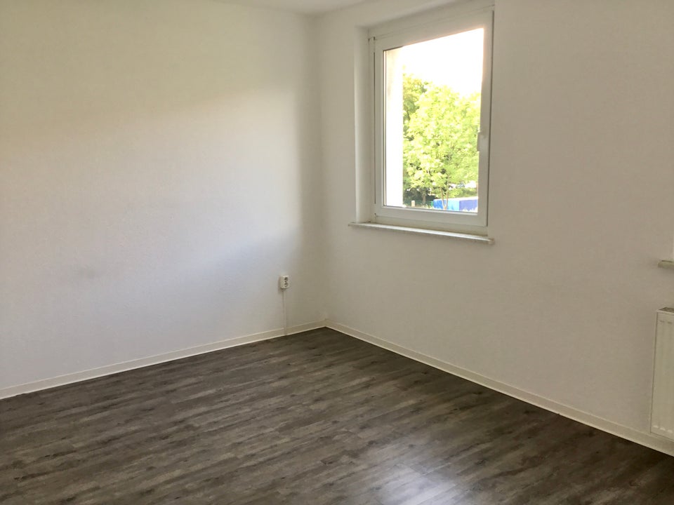 2-Zimmer-Wohnung mit Balkon im Grünen - Foto 4