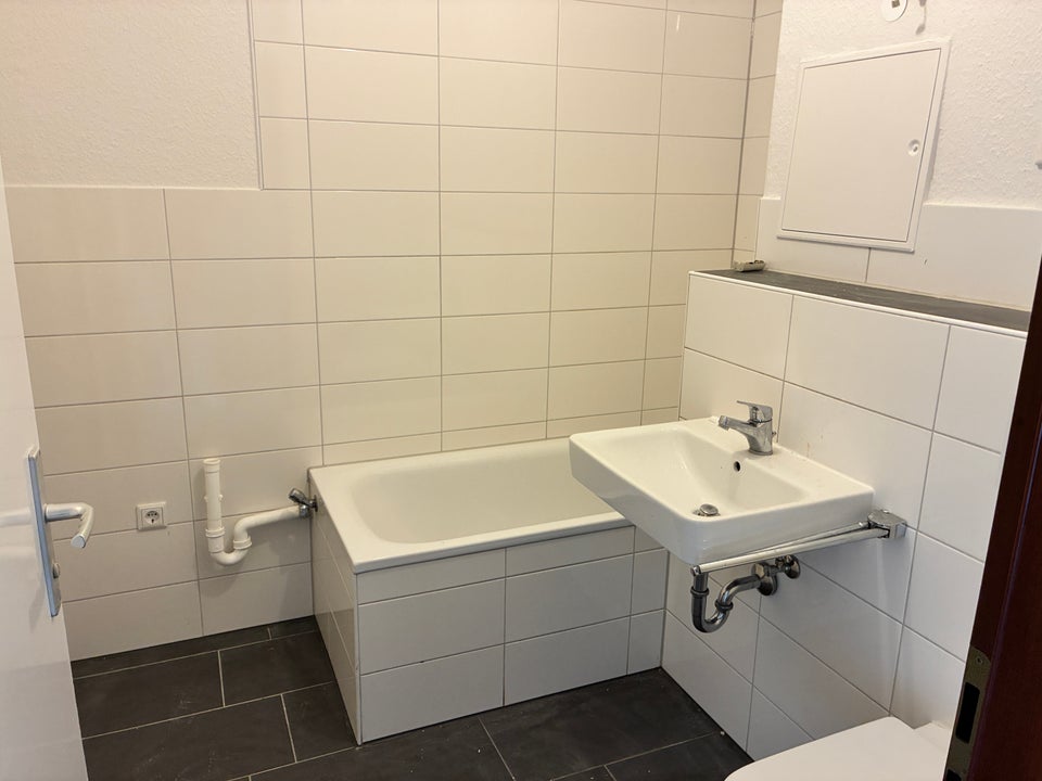 Geräumige 3-Zimmerwohnung im Herzen von Kurl -WBS erforderlich- - Photo 2
