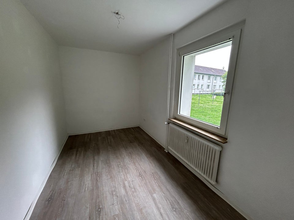 3,5-Zimmer-Wohnung mit Balkon im Herzen von Stoppenberg! - Foto 1