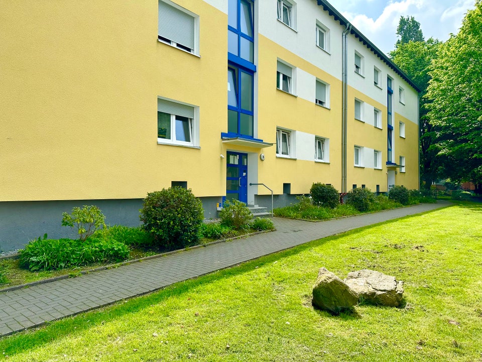 3-Zimmer Erdgeschosswohnung mit Dusche - Foto 4
