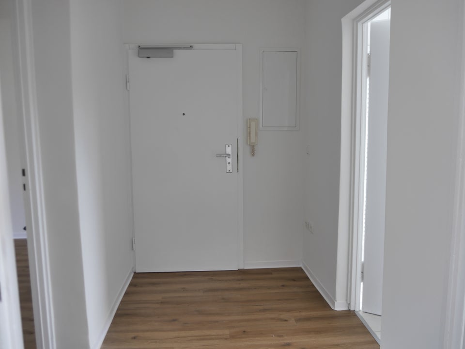 Schöne 2-Zimmer-Wohnung mit Tageslichtbad in Offenbach zu vermieten - Foto 4