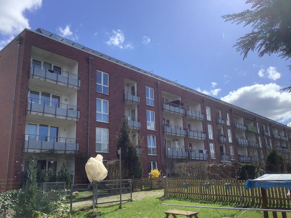 Helle 3 Zimmerwohnung mit Balkon zu vermieten - Foto 2