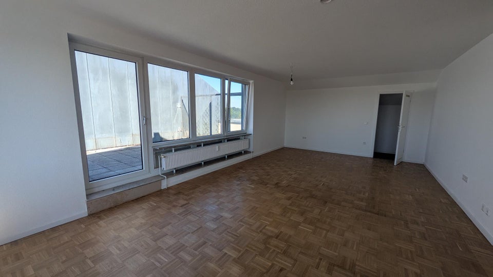 Modernisierte 3- Zimmer-Wohnung über den Dächern von H.- Kleefeld - Foto 1