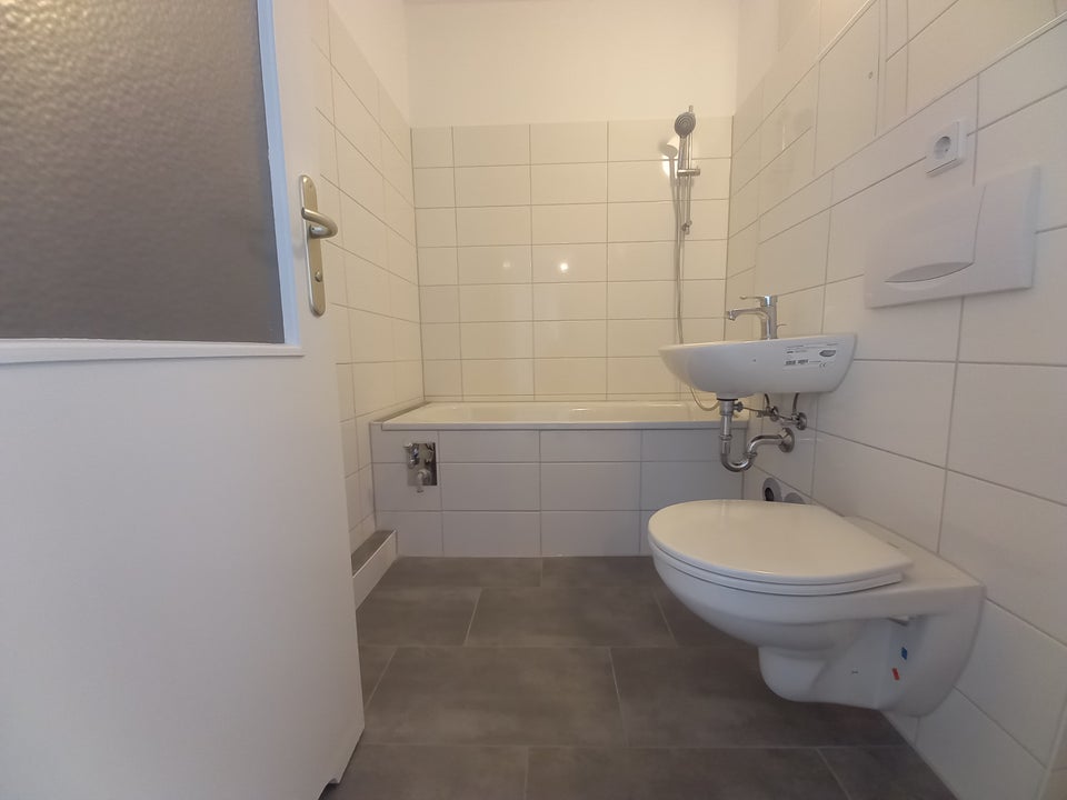 Auf gute Nachbarschaft: individuelle 3-Zimmer-Wohnung - Foto 2