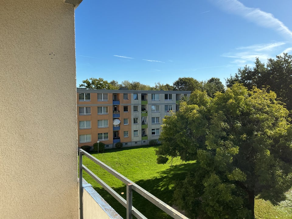 Lust auf Veränderung: interessante 4-Zimmer-Wohnung mit Balkon! - Foto 5