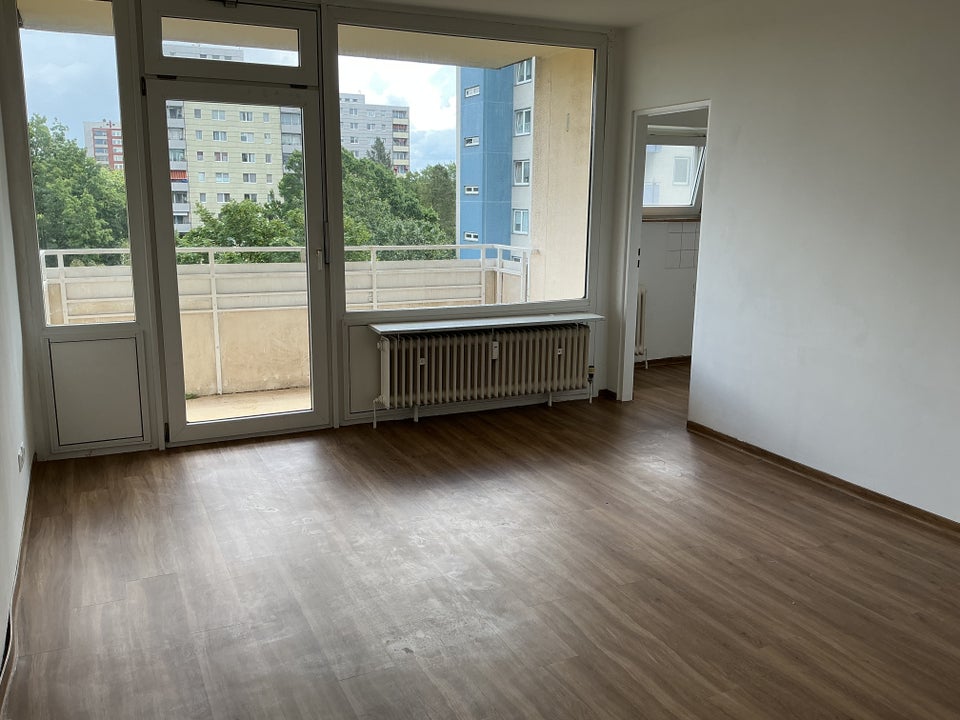 Schöne 1-Zimmer-Wohnung mit Balkon in Dreieich zu vermieten - Foto 1