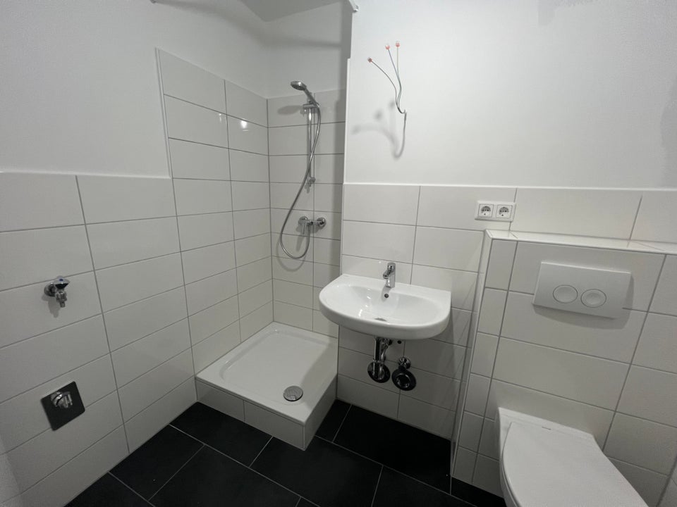 Frisch modernisierte 2-Zimmer-Wohnung in Hannover-List – Nähe Mittellandkanal - Foto 3