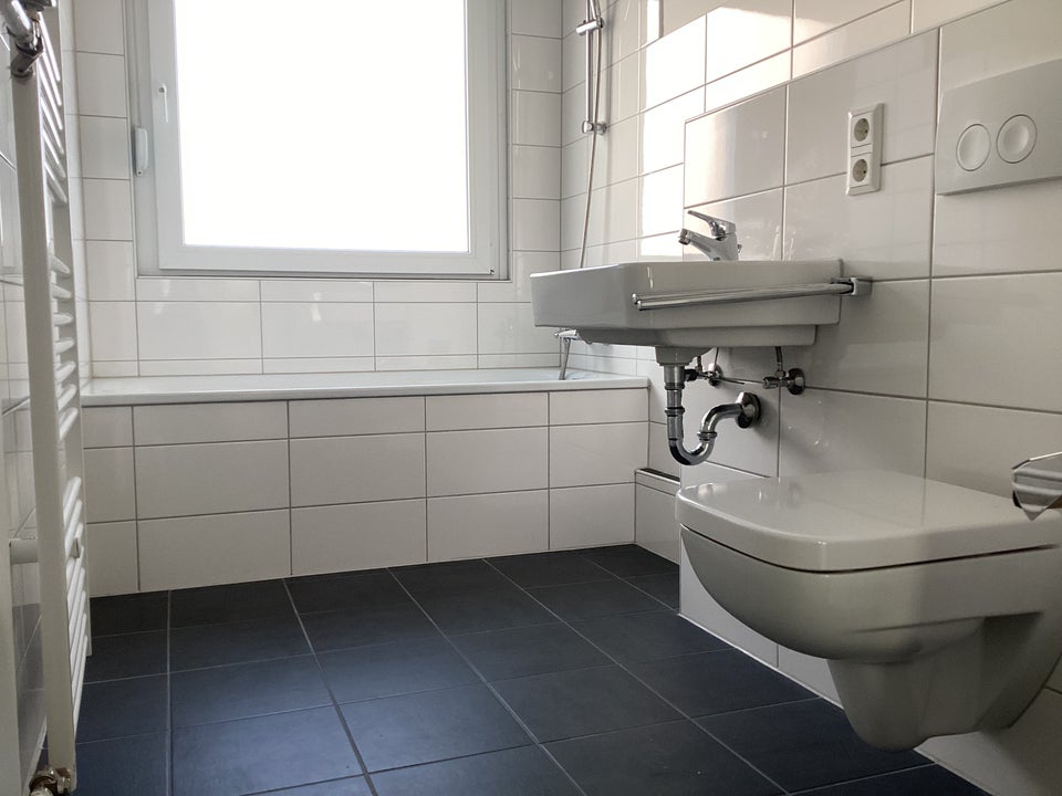 3-Zimmerwohnung im Erdgeschoss und mit Balkon - Foto 2