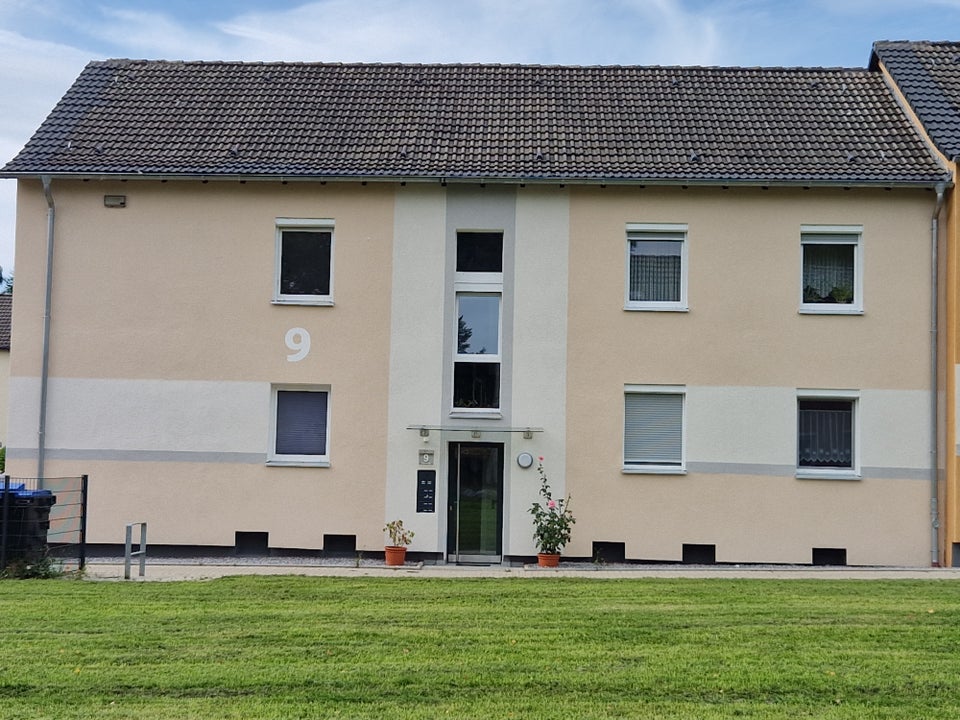 Gelegenheit: renovierte 3-Zimmer-Wohnung mit Balkon - Photo 2