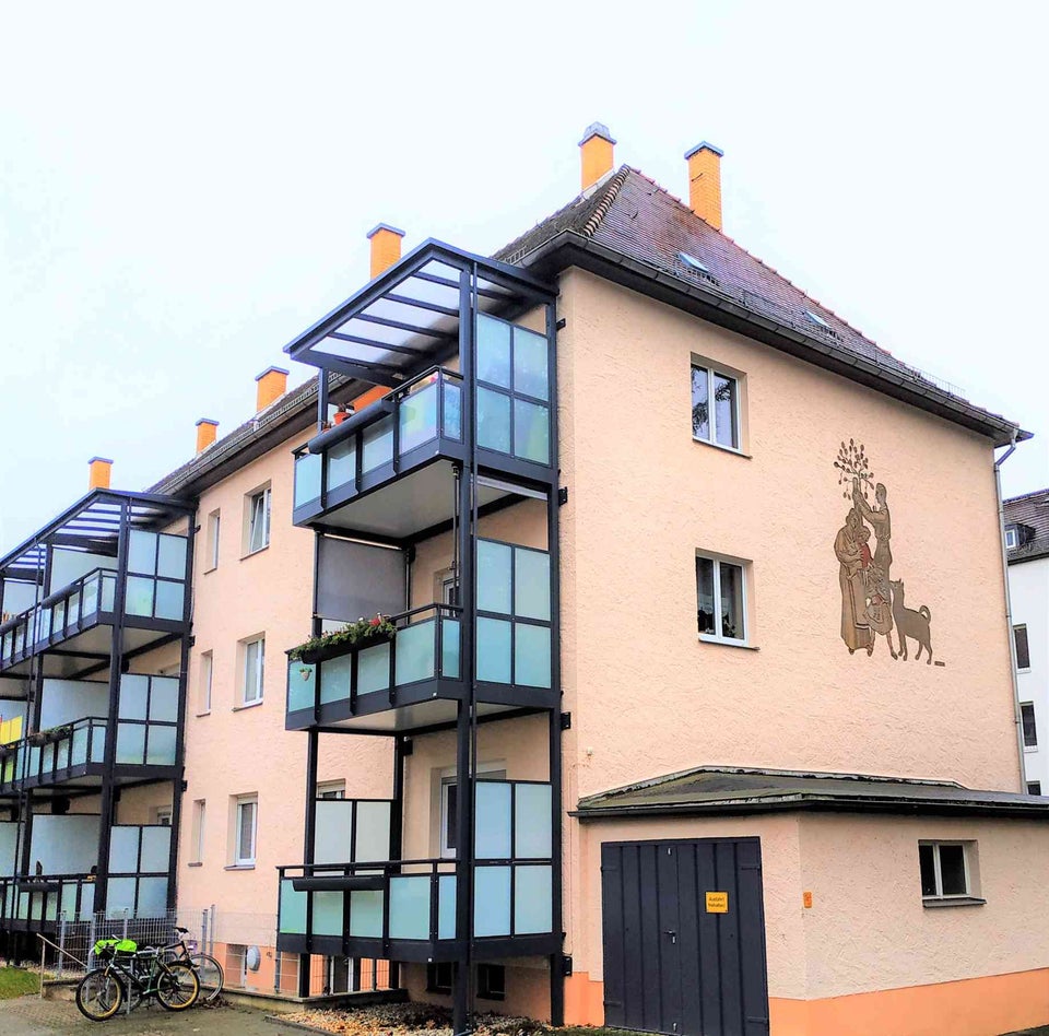 Schöne 2-Zimmer-Wohnung mit Balkon in ruhiger Lage! - Foto 2
