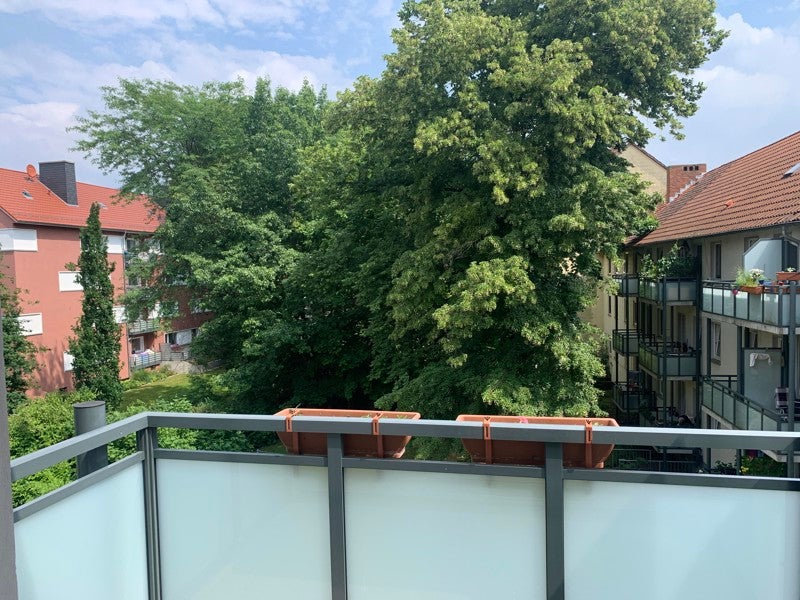 Klein aber fein - 1,5-Zimmer-Wohnung mit Tageslichtbad und Balkon - Foto 3