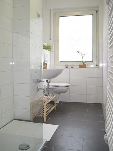 Einziehen und Wohnen: Sanierte 2-Zimmer-Wohnung Bonn-Bad Godesberg - Photo 3
