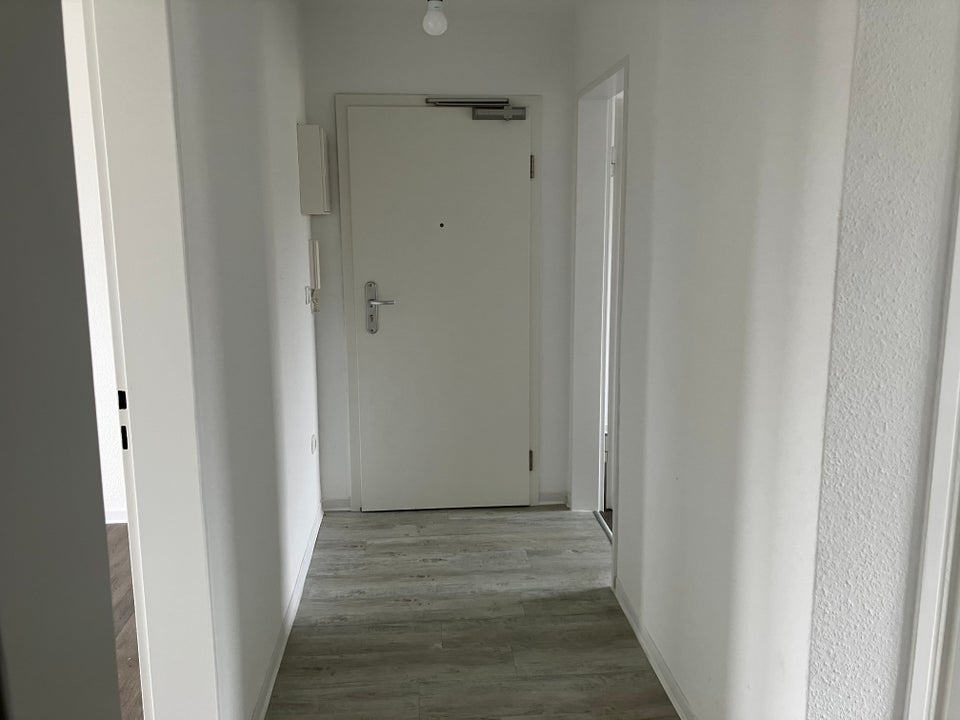 Einziehen und Wohlfühlen - schöne 3-Zimmer-Wohnung im Quartier Silberborn - Photo 3