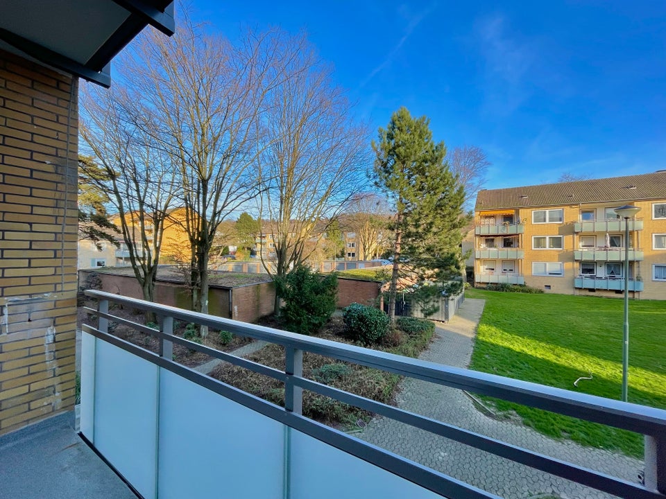 3-Zi.-Wohnung mit zwei Balkone in Leichlingen - Foto 3