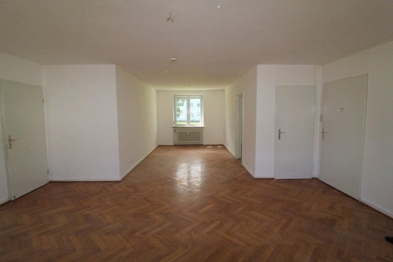 1. OG / 4 Zimmer ab sofort - Foto 4