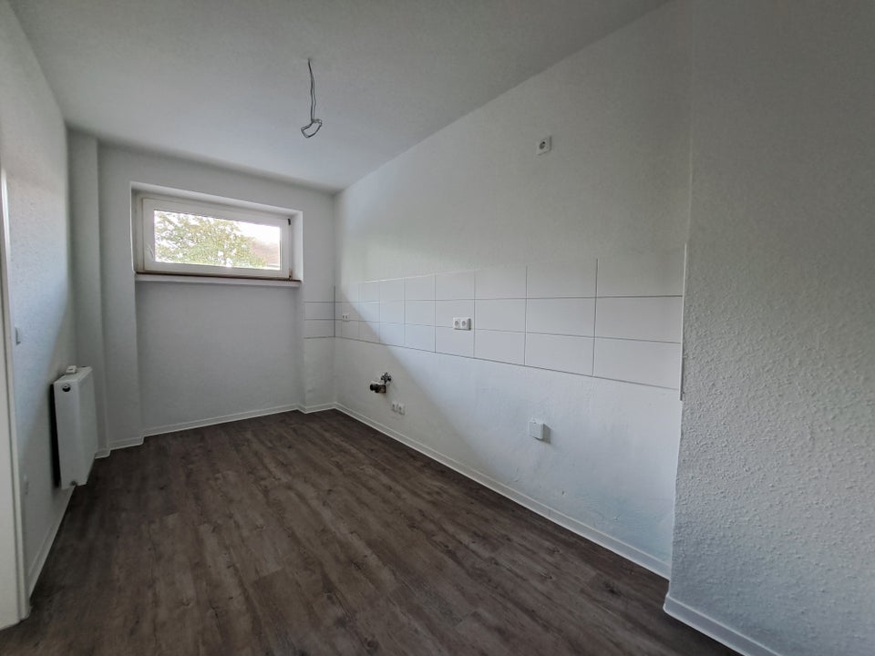 Ansprechende und renovierte1-Raum-Wohnung in grüner Umgebung sucht neuen Mieter... - Photo 1