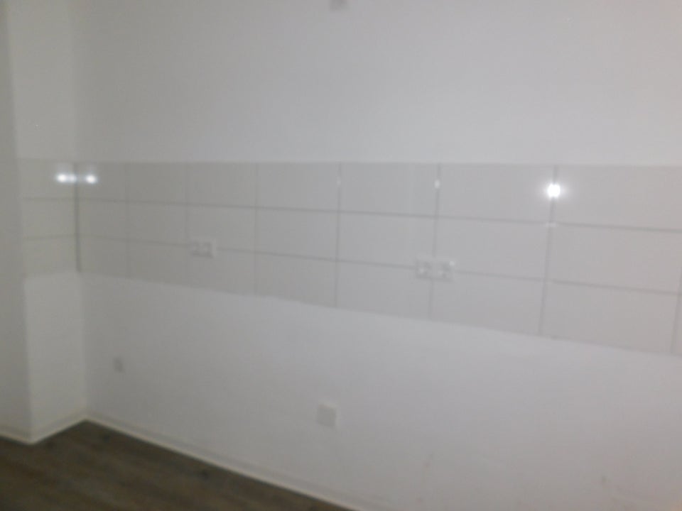 Frisch renoviert! Klasse 3-Zimmer-Wohnung mit Balkon! - Foto 5