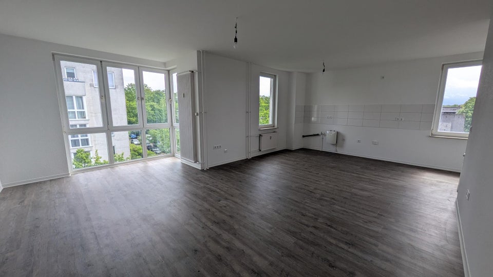 Modernisierte 2-Zimmer-Wohnung (Barrierefrei) - Foto 1